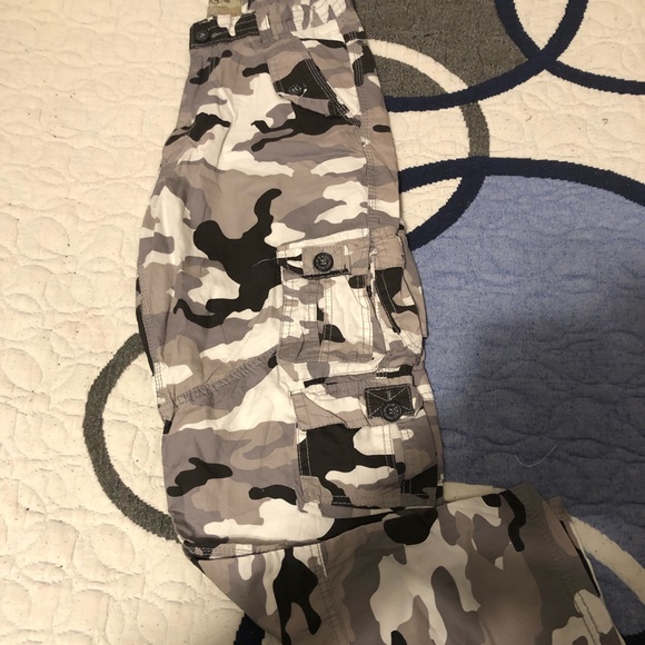 Camouflage pants - Picture 3 of 3